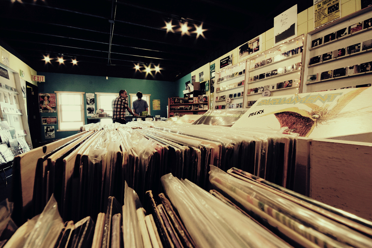 Tracking the Evolution of Music: To Sample or not to Sample?